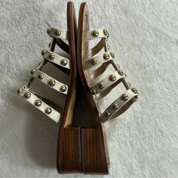 Sam Edelman Women's Gold Studded Cream Leather Strap Sandals Size 7.5 - Picture 4 of 11